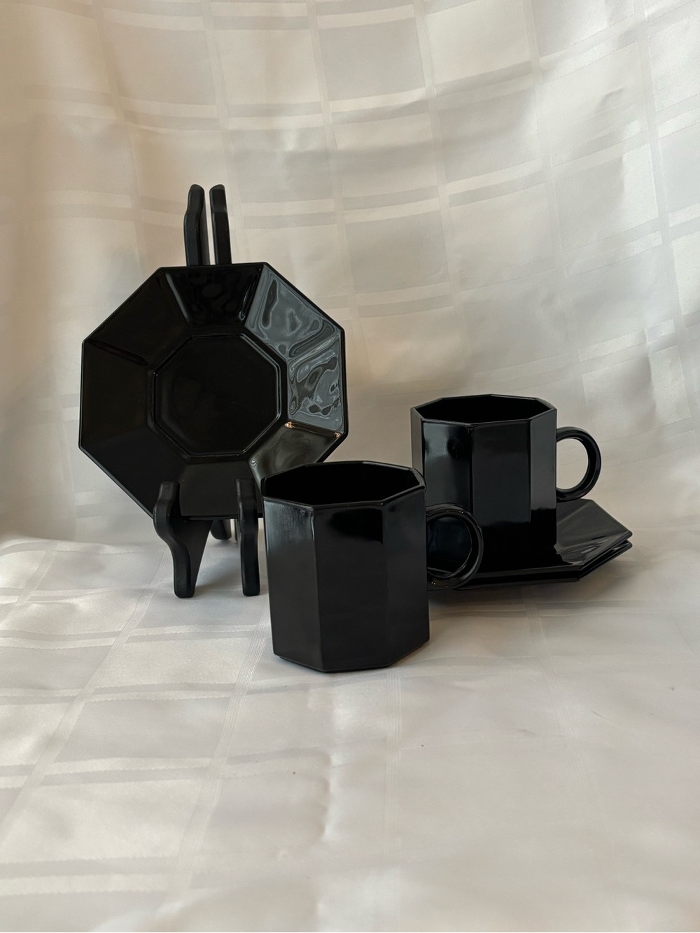 Octagonal Black glass Mug Set - Modern Home Dining
